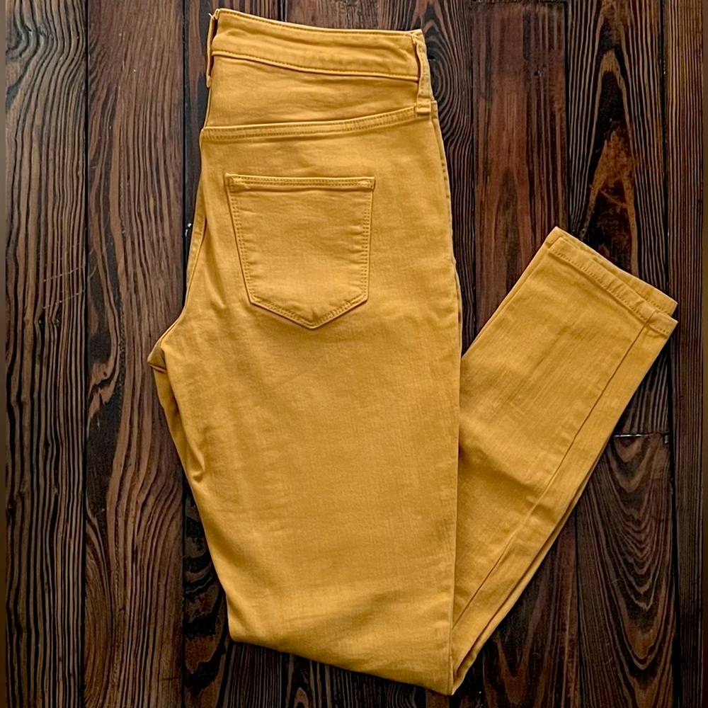 Universal Thread High-Rise Skinny Jean